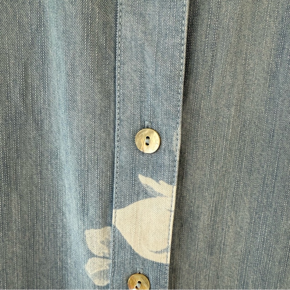 Soft Surroundings Women's Denim-Blue Tencel Chambray Lochlea Tunic Shirt - Picture 12 of 14